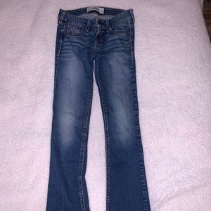 women’s hollister SLIM bootcut jeans